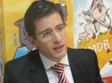 Tiago Ayres - Mestre em Direito Público