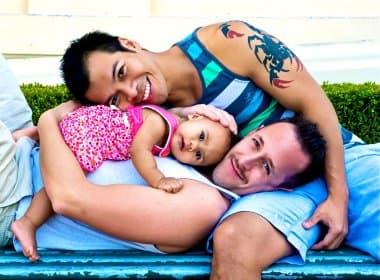 Justiça regulamenta registro de nascimento de filhos de casal homoafetivo