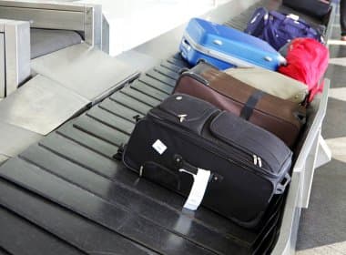 Justiça nega liberdade a homem que roubava malas de esteiras do aeroporto de Salvador