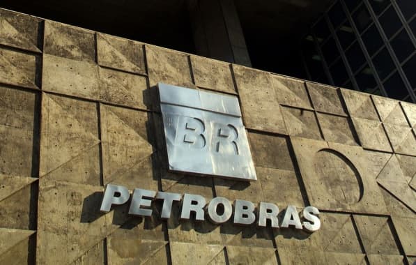 MPF diz que Petrobras lançou água não tratada no mar por três anos