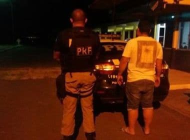 PRF apreende fugitivo da Justiça, carro roubado e receptador reincidente na Bahia