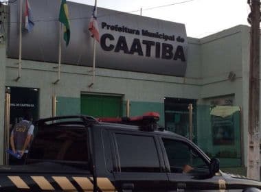 Caatiba: Ex-prefeito é condenado por fraude em licitações e mau uso de recursos da educação