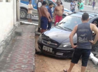 Carro invade calçada e mata criança de um ano no município de Nazaré