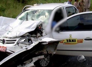 Colisão deixa taxista morto e cinco feridos em trecho da BR-101