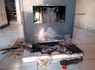 São Gonçalo dos Campos: Transmissor de rádio é incendiado