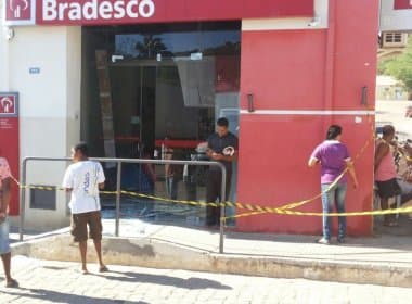 Quadrilhas explodem agências bancárias em Palmeiras e Rio do Pires