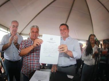 Alagoinhas: Governo do Estado entrega pavimentação e convênios para agricultura