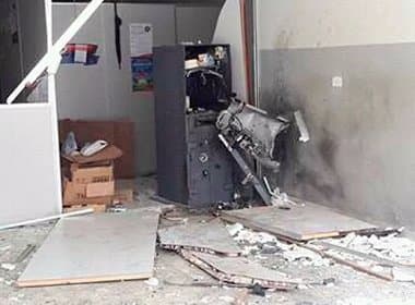 Bandidos explodem caixa eletrônico em Adustina, mas não conseguem levar dinheiro