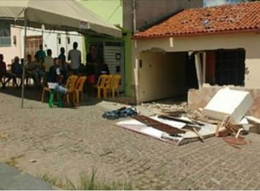 Ipirá: Homem mata vizinho e moradores ‘quebram’ casa de acusado