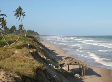 Casal é preso em flagrante por cometer ato obsceno em praia naturista na Bahia