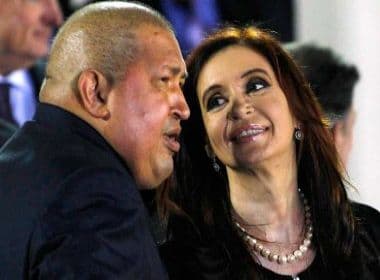 Chávez diz que não acusou ninguém de induzir câncer em líderes latinos