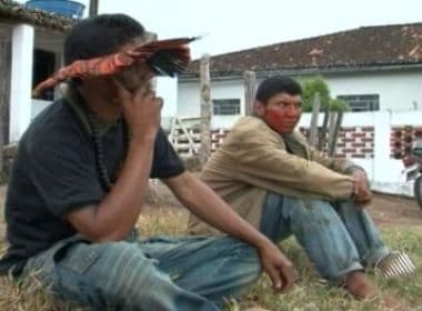Moradores de Itaju de Colônia protestam contra ocupação de terra por índios