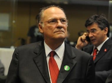 Governo Dilma é &#039;incompetente&#039; e &#039;bate cabeça&#039;, dispara Roberto Freire