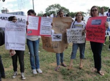 Sem salários, professores em greve fazem malabarismo para sobreviver
