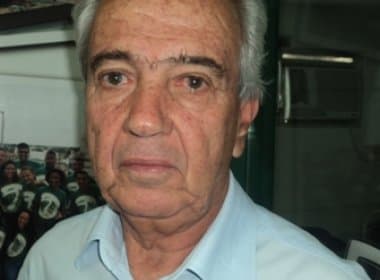 Ex-prefeito de Conceição do Almeida sofre acidente de carro