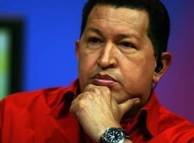 Hugo Chávez é reeleito na Venezuela