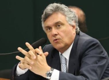 Oposição cobra explicações sobre conversa de Gilberto Carvalho com Fux