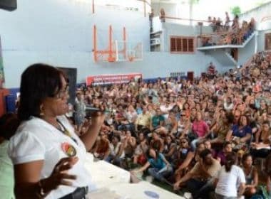Professores de Salvador rejeitam íntegra do programa Alfa e Beto e farão &#039;Dia da Devolução&#039;