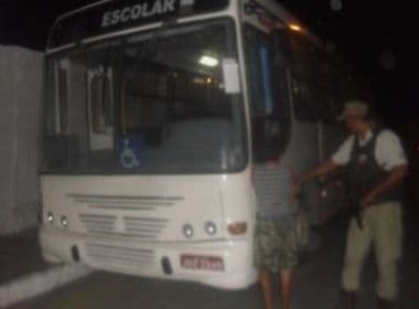 Adolescente furta ônibus escolar em Retirolândia e dirige até Valente