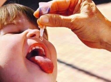 Campanha de vacinação contra paralisia infantil começa neste sábado