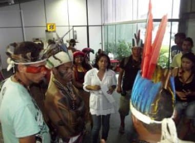 Índios acampam no CAB para exigir realização de concurso