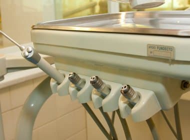Madre de Deus: Prefeitura implanta salas odontológicas dentro das escolas municipais