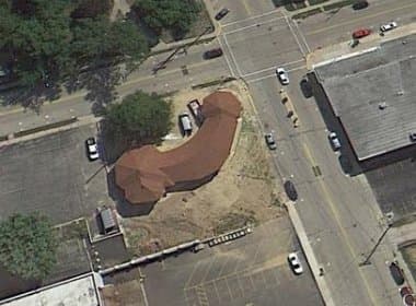 Imagem de satélite revela igreja no formato de órgão sexual