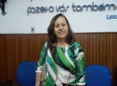 Prefeita de Barra do Rocha reduz salários de equipe de governo