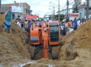 Feira de Santana: Operário fica soterrado após desabamento em obra 