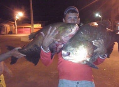 Tanhaçu: Pescadores fisgam peixes de 30 kg no Rio das Contas
