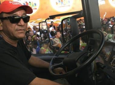 Motoristas de trios participam de curso de capacitação para trabalhar no carnaval