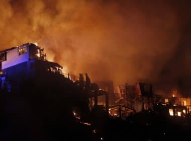 Incêndio no Chile deixa ao menos 11 mortos e 500 casas destruídas