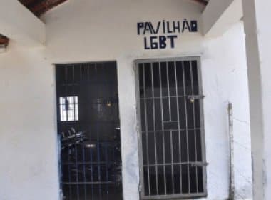 Prisões masculinas devem ter alas para gays e travestis; Transexuais vão para femininas