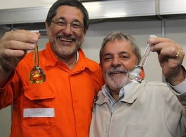 ‘Estou por fora’, diz Lula sobre escândalos na Petrobras