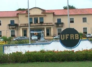 Início do ano letivo na UFRB é suspenso após paralisações dos servidores