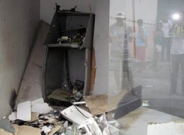 Grupo explode caixa eletrônico na Baixa dos Sapateiros