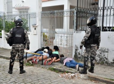 Após confronto, dez jovens são detidos em manifestação na Graça
