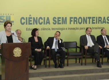 Dilma anuncia mais 100 mil bolsas para o Ciência sem Fronteiras