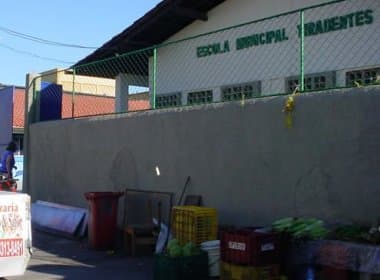 Zona eleitoral da Escola Municipal Tiradentes é transferida por falta de estrutura