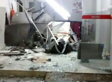 Grupo explode caixa eletrônico em Lamarão