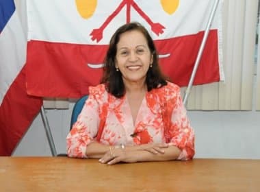 Prefeita de Barra do Rocha consegue liminar contra cassação da justiça e retorna ao cargo