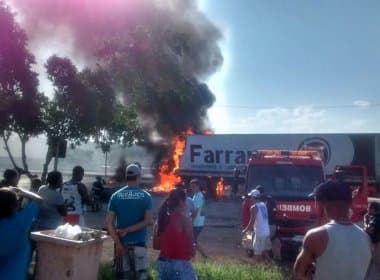 Motorista morre em colisão entre dois caminhões em Feira de Santana