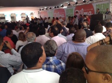 Márcio Marinho e Isidório sobem em palanque de Dilma em Salvador