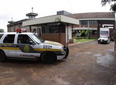 Presos mantém agentes reféns em presídio no Paraná