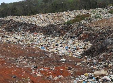 Bahia tem mais de 90 cidades com lixões; Área de preservação em Lençóis sofre com descarte