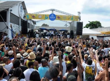 BaianaSystem e Otto abrem Réveillon de Salvador com cerca de 10 mil na Feira de São Joaquim