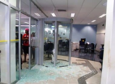 Homens armados assaltam agência do Banco do Brasil em Campo Alegre de Lourdes e levam reféns