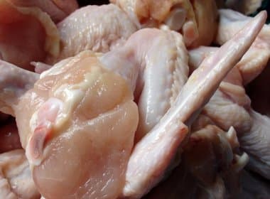 Principais centros brasileiros podem ter falta de frango na próxima semana 