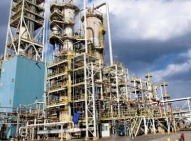 Braskem faz novo aditivo para receber nafta da Petrobras até agosto de 2015