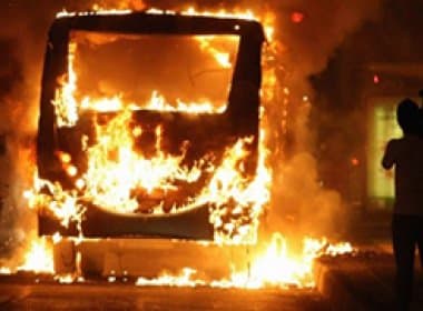 Mais de 80 ônibus foram incendiados em atos criminosos nos primeiros 75 dias de 2015